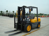 Warehouse Diesel Operated Forklift High Efficiency 3.5 Ton Load Capacity
